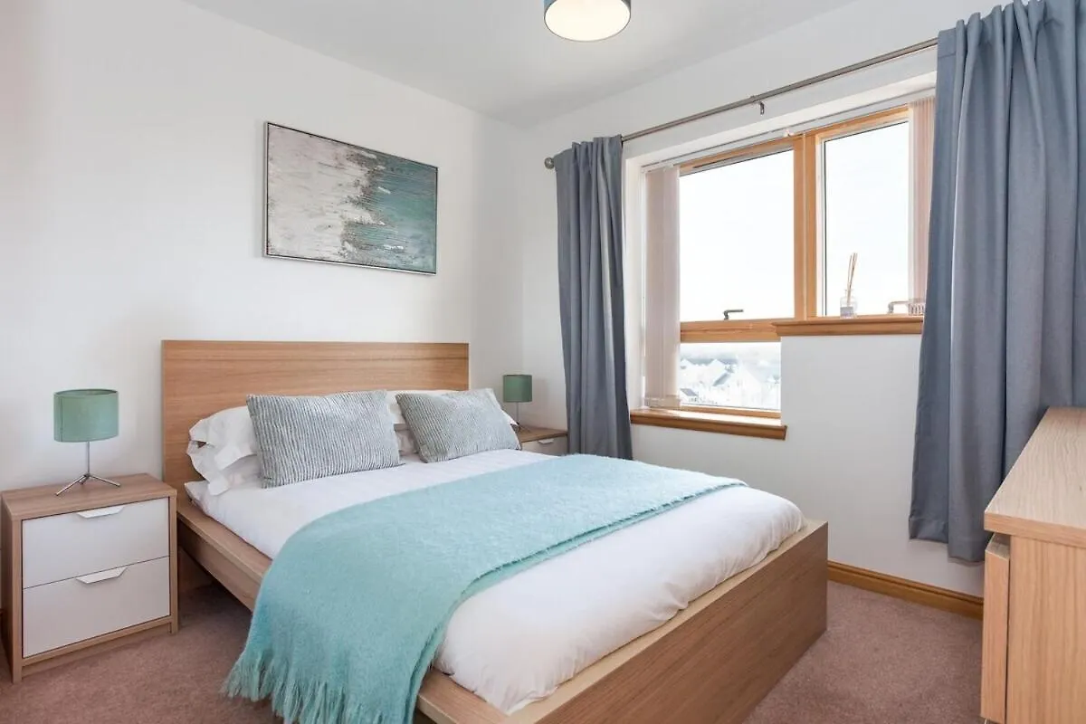Executive 3 Bed Apartment Aberdeen