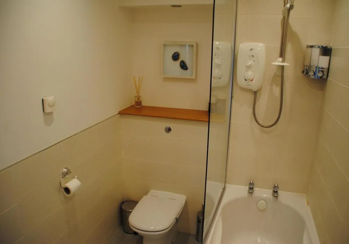 Executive 3 Bed Apartment Aberdeen