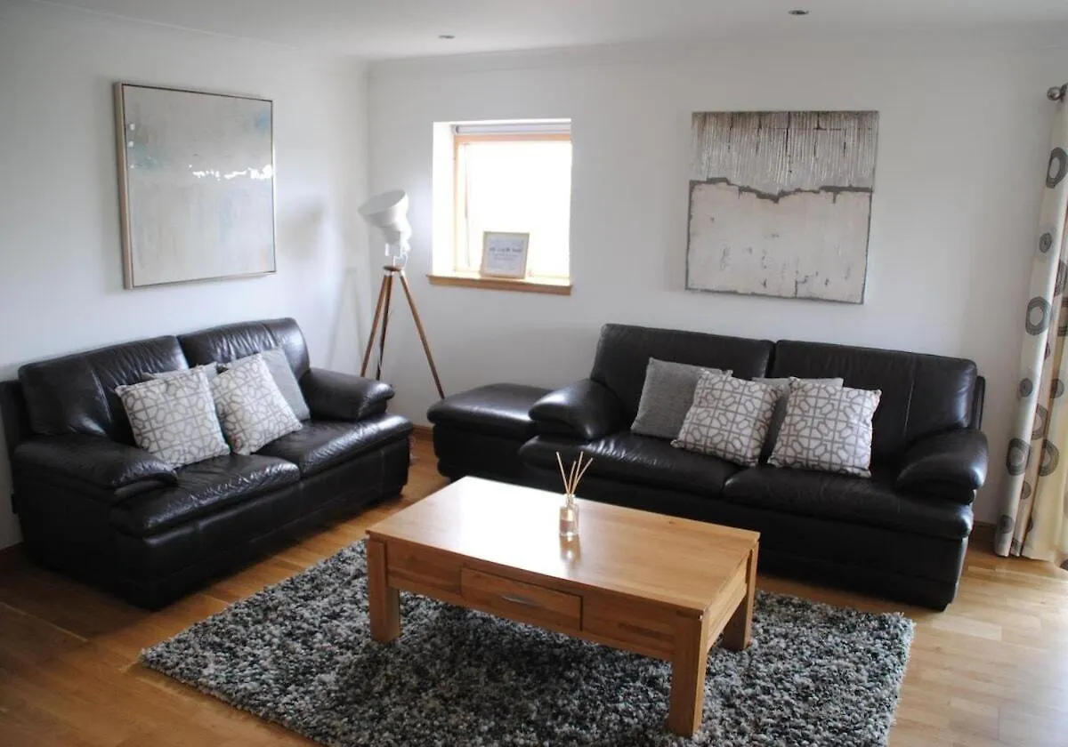 Executive 3 Bed Apartment Aberdeen